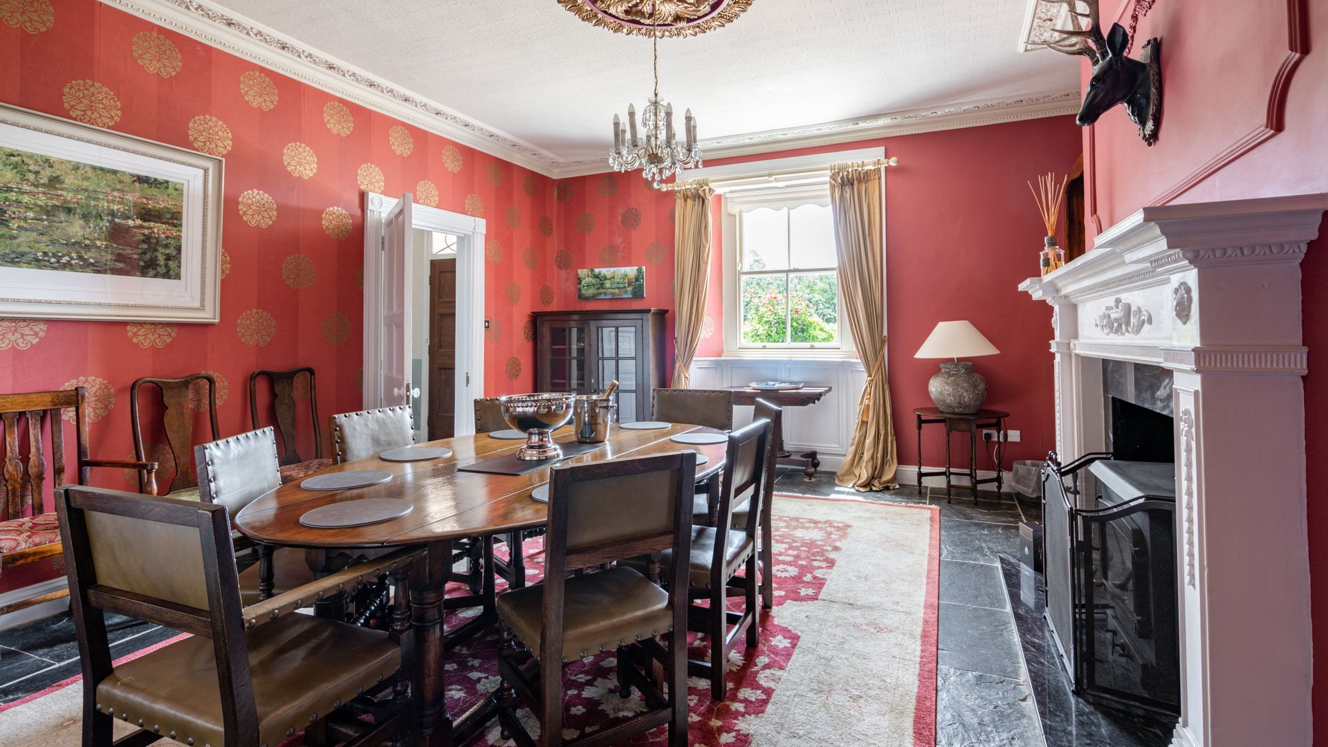 Georgian House photo 5